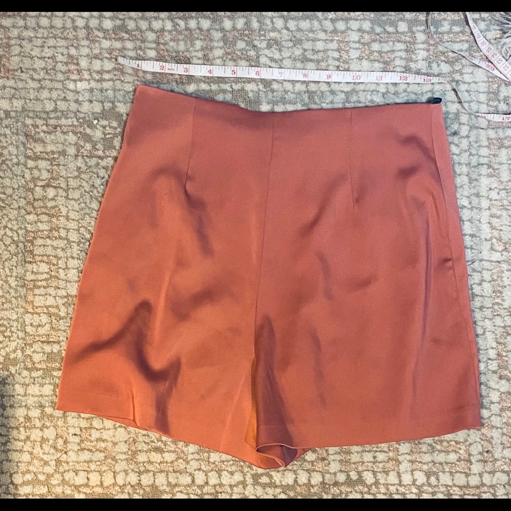MISSGUIDED Silky Pleated Shorts 13” waist flat